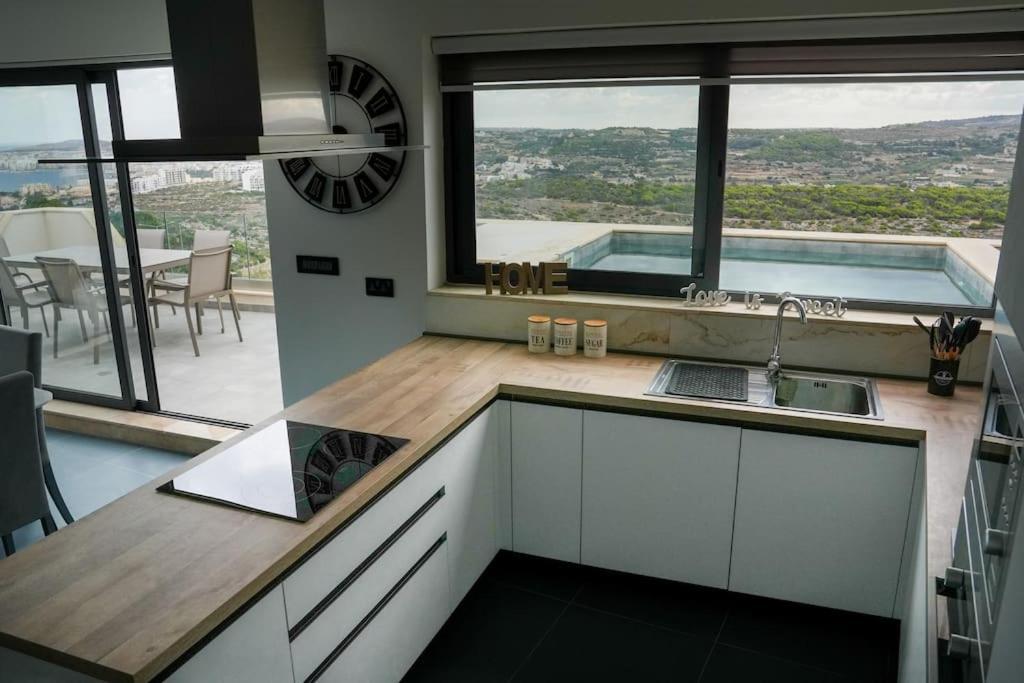 Lux Sea&Country Views With Pool Apartamento Mellieha Exterior foto
